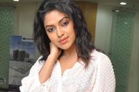 Amala Paul at Nayak Press Meet